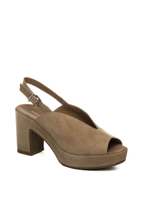  GIANMARCO SORELLI | 1974CAM-BEIGE